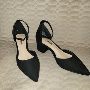 Brand New, Justfab, women's 6, black, chunk heels, very cute and stylish